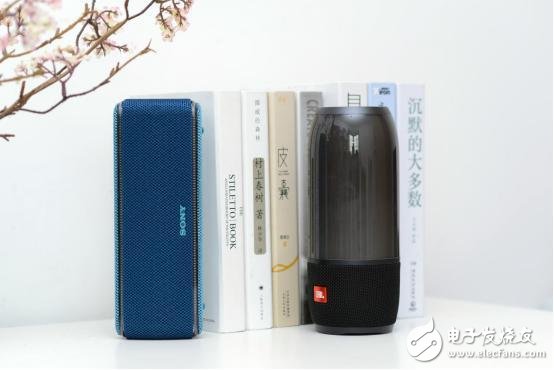 Sony wireless Bluetooth speaker SRS-XB31, let you play a tall and handsome feeling