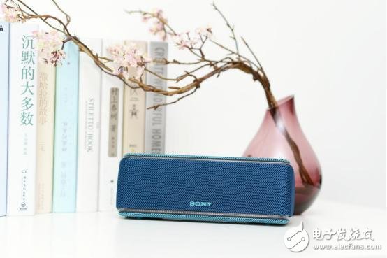 Sony wireless Bluetooth speaker SRS-XB31, let you play a tall and handsome feeling