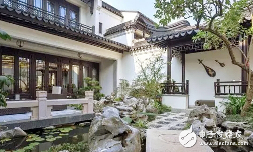 HDL puts the home in the garden, creating a residence in Taohuayuan villa for users