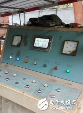 Haiwell PLC's application design in plate rolling machine