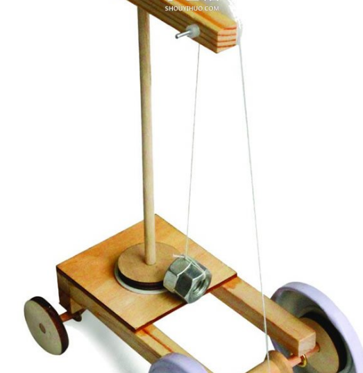 How to make a simple gravity car toy?