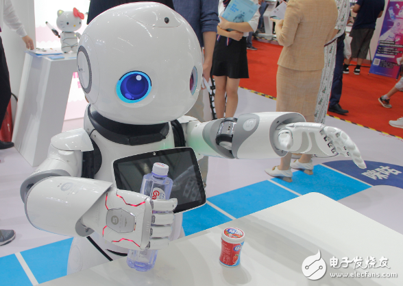 Intelligent service robots will derive a huge social service market