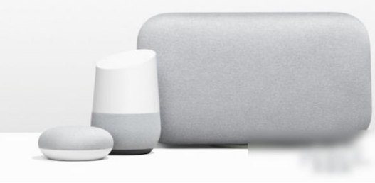 Google may build a smart speaker equipped with a touch screen