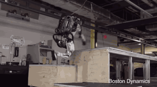 Obtained new skills, Boston dynamic robot Atlas flexibly traverse obstacles