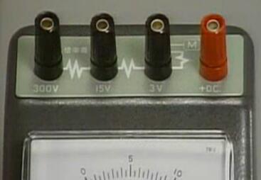 How to use the voltmeter _ Diagram of how to use the digital voltmeter