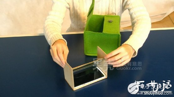 How to transform a mobile phone into a projector DIY simple tutorial