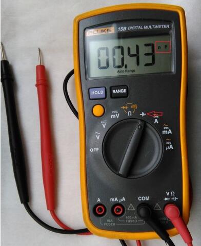 The difference between Fluke 115c and 117c