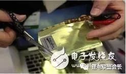 Flexible all-solid battery that can still work safely and normally after using the corner of the battery with scissors