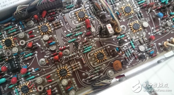 Explain in detail how big the gap between Chinese and foreign oscilloscopes is.