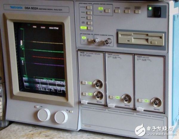 Explain in detail how big the gap between Chinese and foreign oscilloscopes is.