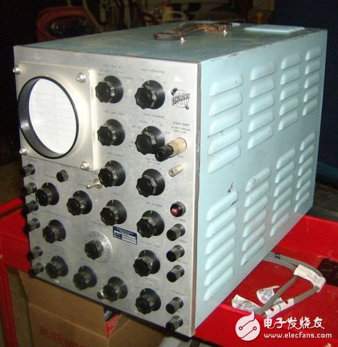 Explain in detail how big the gap between Chinese and foreign oscilloscopes is.