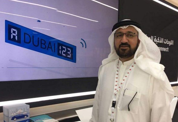 Dubai pushes smart license plates and automatically alarms in the event of a car accident or theft