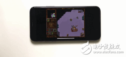 What is the experience of playing World of Warcraft on iPhoneX? I saw tears in the head of Blizzard.