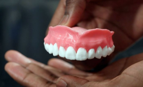 Anti-mold microcapsule 3D printing dentures