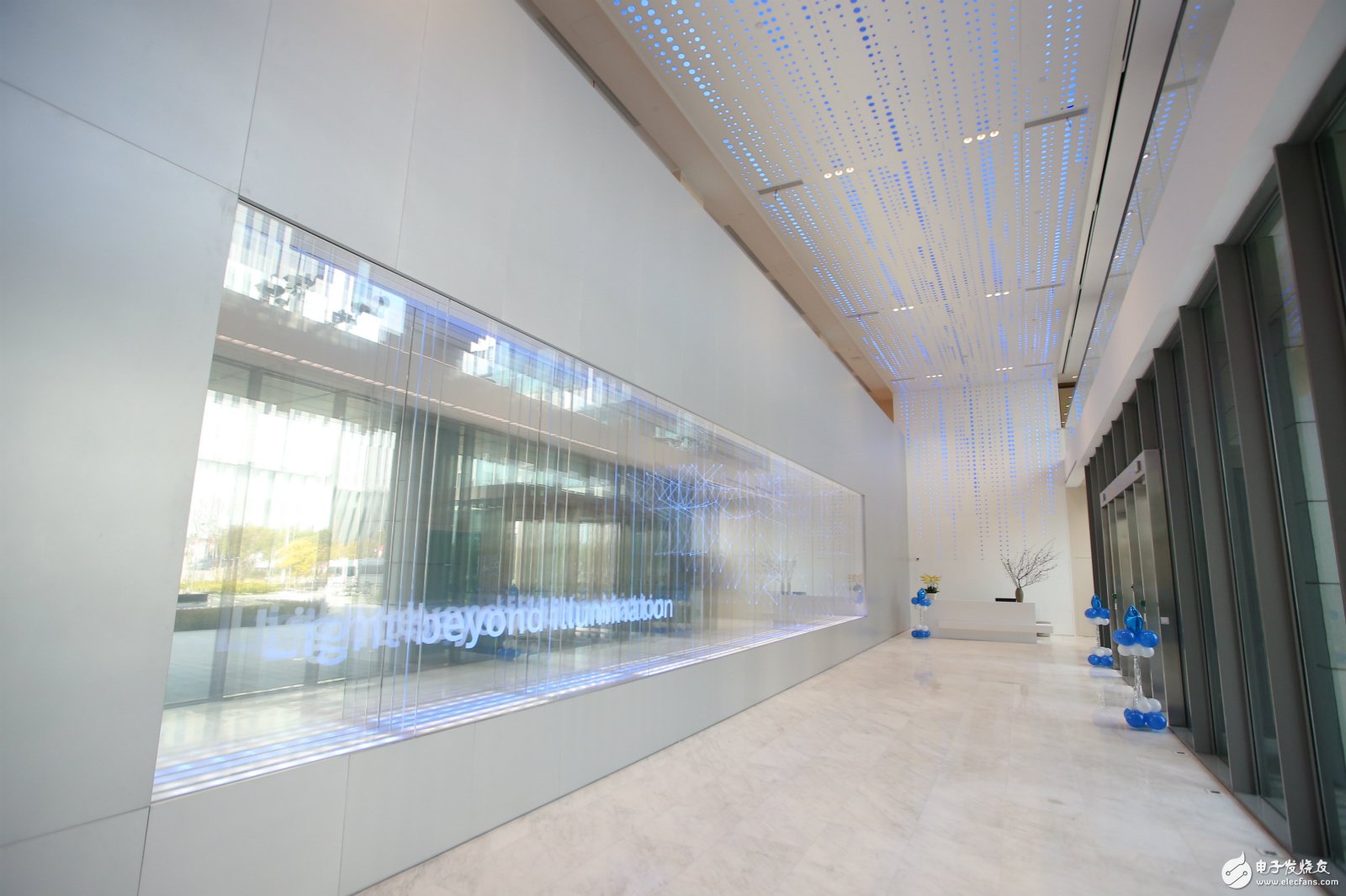 Philips Lighting changed its name to æ˜•è¯ºé£ž, and the new office building showed all aspects of IoT lighting.