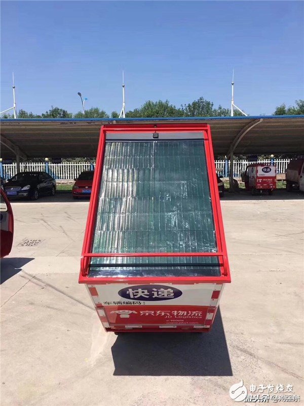 Liu Qiangdong released a message saying that the launch of solar express vehicles can reduce carbon emissions by 10,000 tons a year.