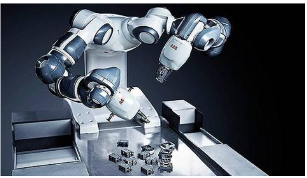 What language is the industrial robot programmed in? This article takes you to understand the seven languages â€‹â€‹of industrial robots