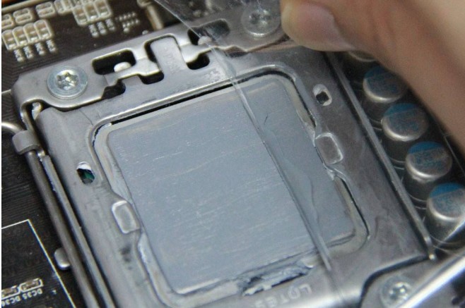 Why do many manufacturers of mobile phone CPUs do it, and there are only two manufacturers of computer CPUs