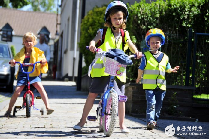 Belfius allows students to collect "digital currency" every time they walk or ride a bicycle to school