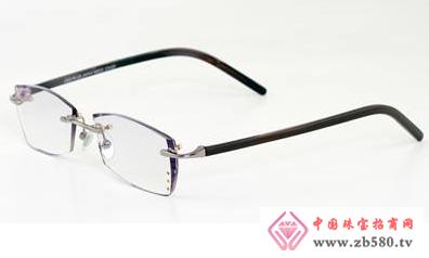 Crystal glasses
