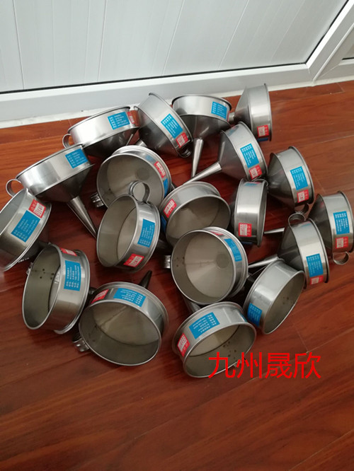 A batch of funnels shipped from Shengxin, Kyushu, Luoyang Petrochemical