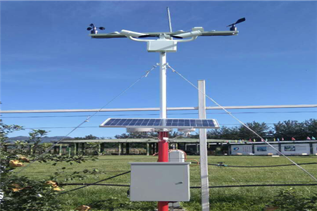 What are the advantages of using small weather stations for agricultural planting