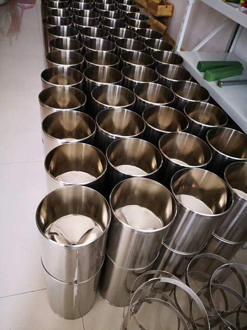 A batch of simple rain gauges are supplied to Beijing Soil and Water Conservation Station