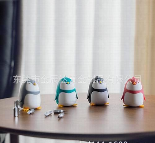 Penguin Creative Hand Screwdriver Creative Home Gift Portable Combination Tool Hand Tool Set