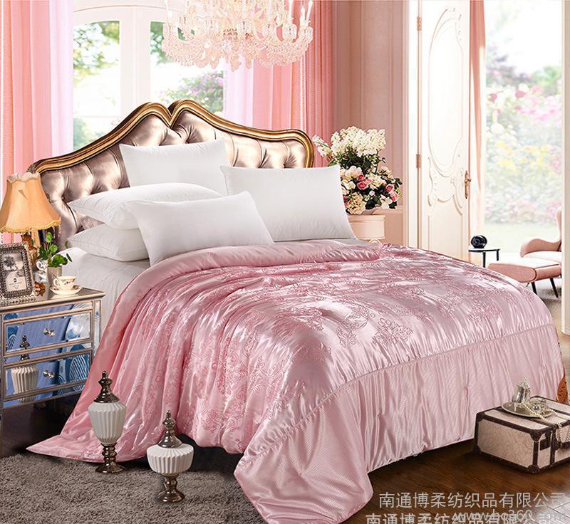 New embroidered silk quilt, cotton jacquard, thickened bedding, cotton, spring, autumn and winter, core, direct sales