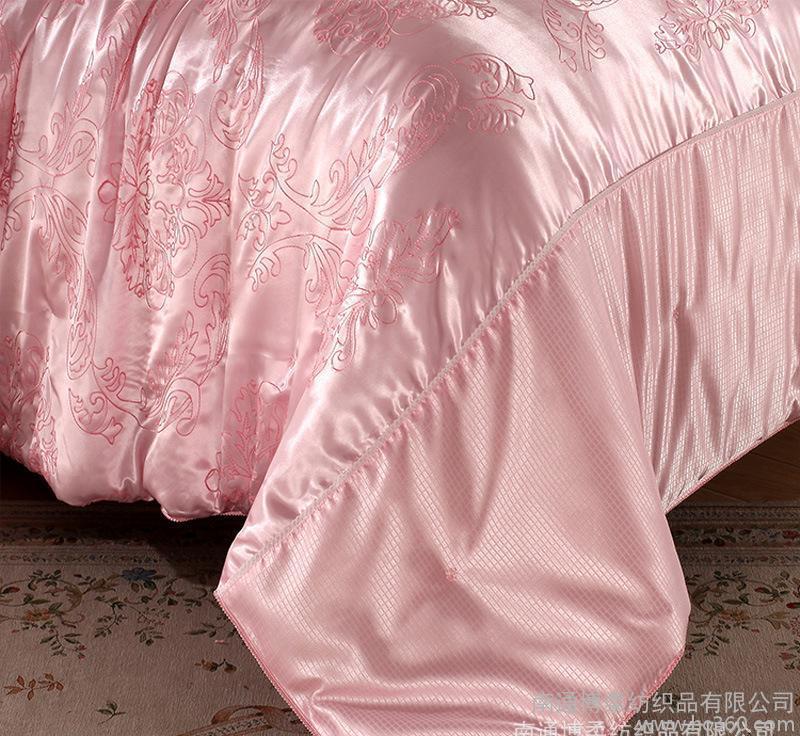 New embroidered silk quilt, cotton jacquard, thickened bedding, cotton, spring, autumn and winter, core, direct sales