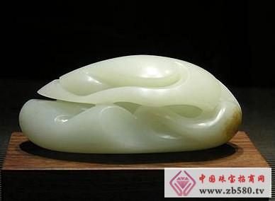 Distinguish between Hetian jade