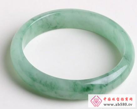 How to identify true and false jade