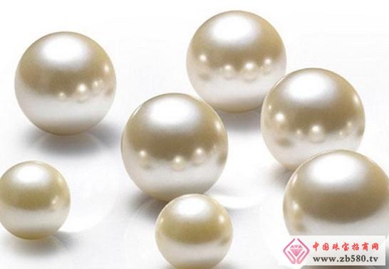 How to distinguish between pearls and imitation beads