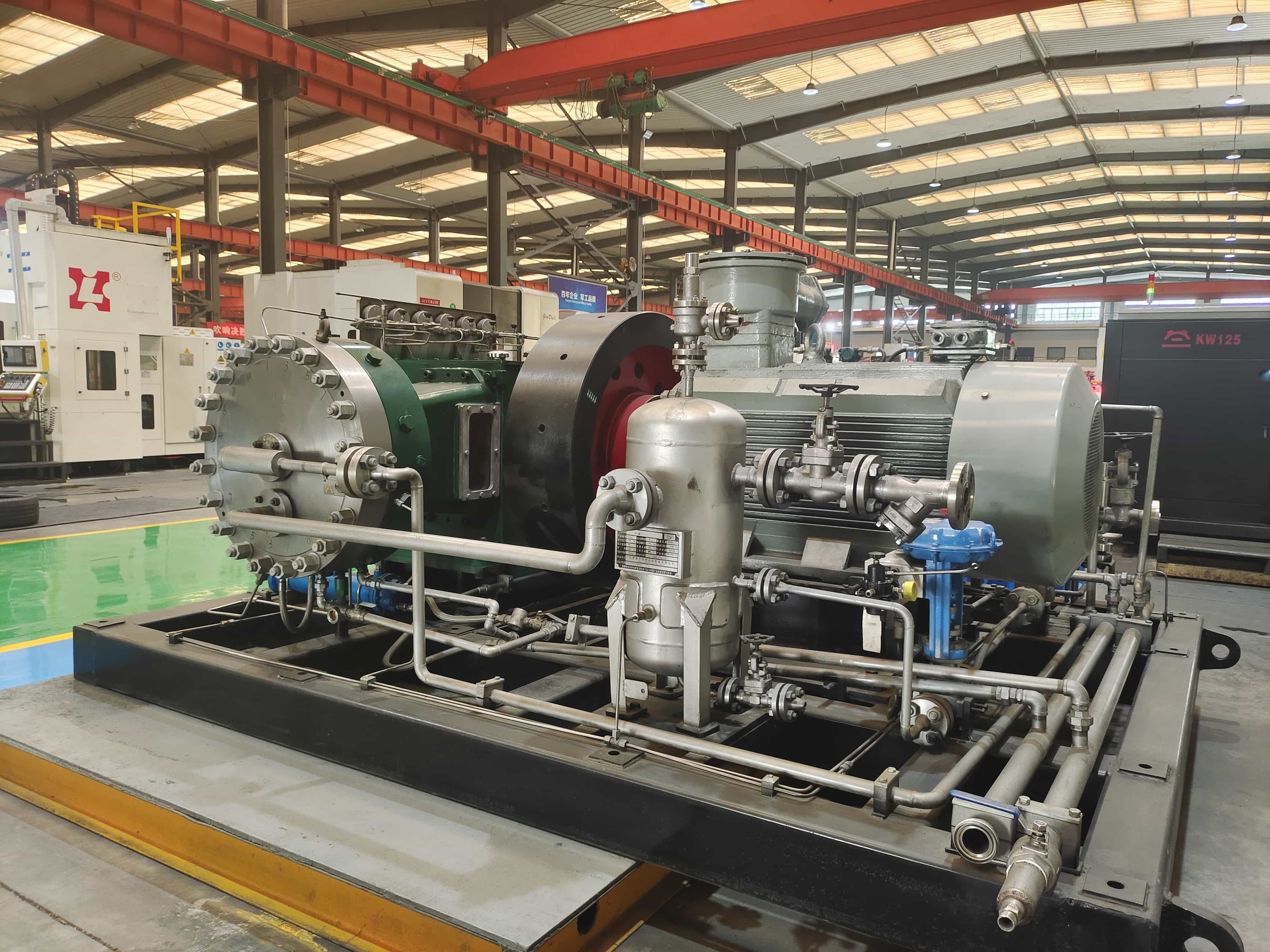 Diaphragm compressor Diaphragm compressor