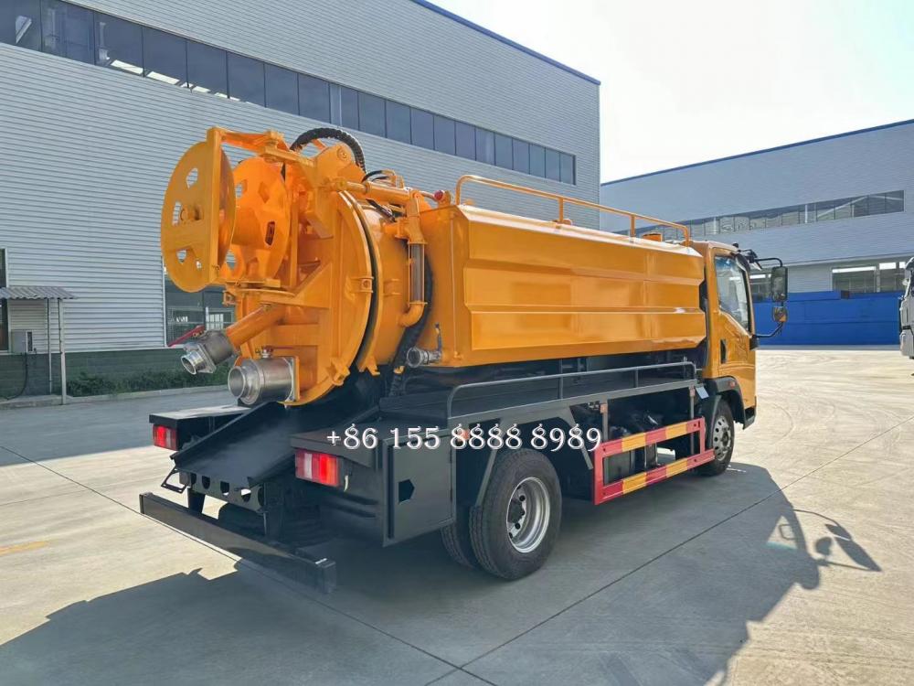 Cleaning Suction Truck 7 Jpg Cleaning Suction Truck 7 Jpg
