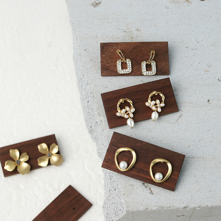 Wooden Jewelry Organizer Wooden Jewelry Organizer