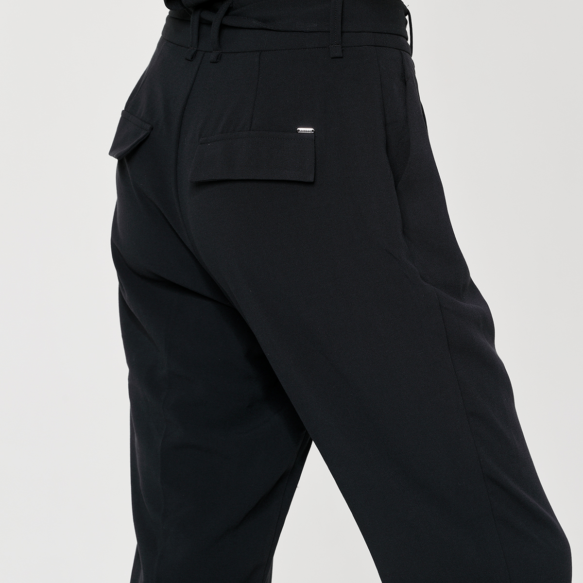 Hose mit Gürtel Pants with belt