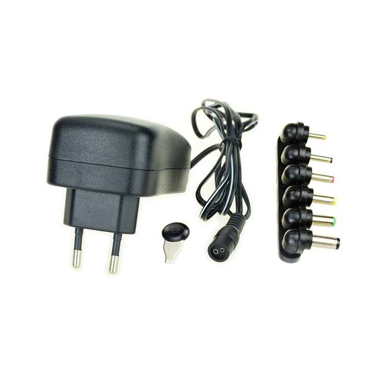 36W Universal AC/DC Adapter