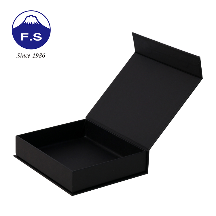 Custom Hardcover Gift Box Printed With Magnet Closure Custom Hardcover Gift Box Printed With Magnet Closure