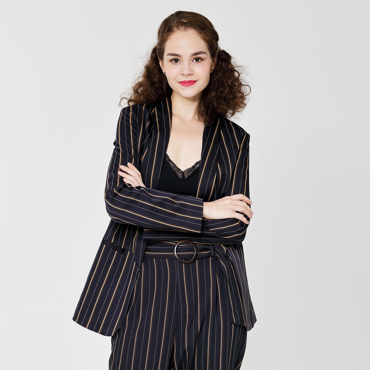 Gestreifter Damenanzug Blazerv Stripe women's suit blazerv