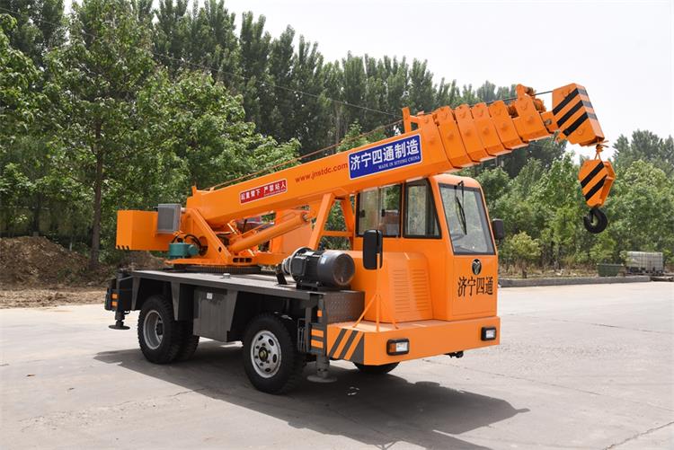 5 ton truck crane-1