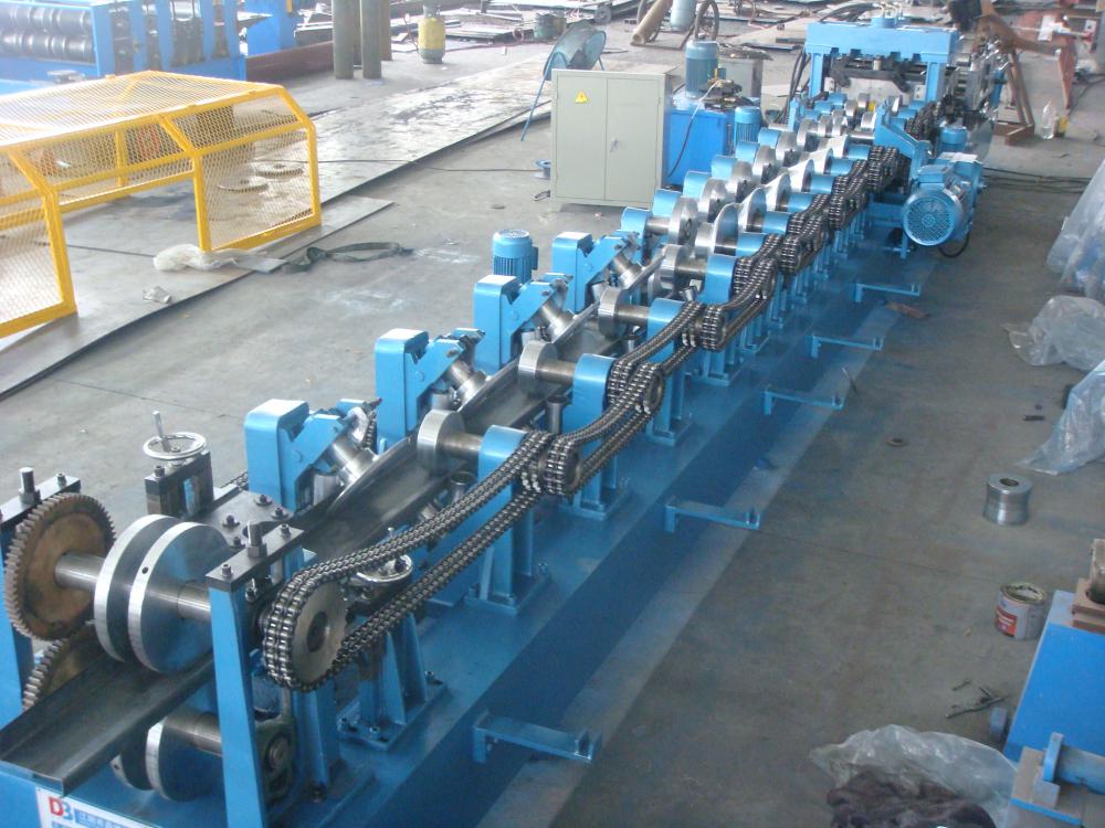 Hot Aale Pre-Engineered H Beams Z Beams C Purline Machine Hot Aale Pre-Engineered H Beams Z Beams C Purline Machine