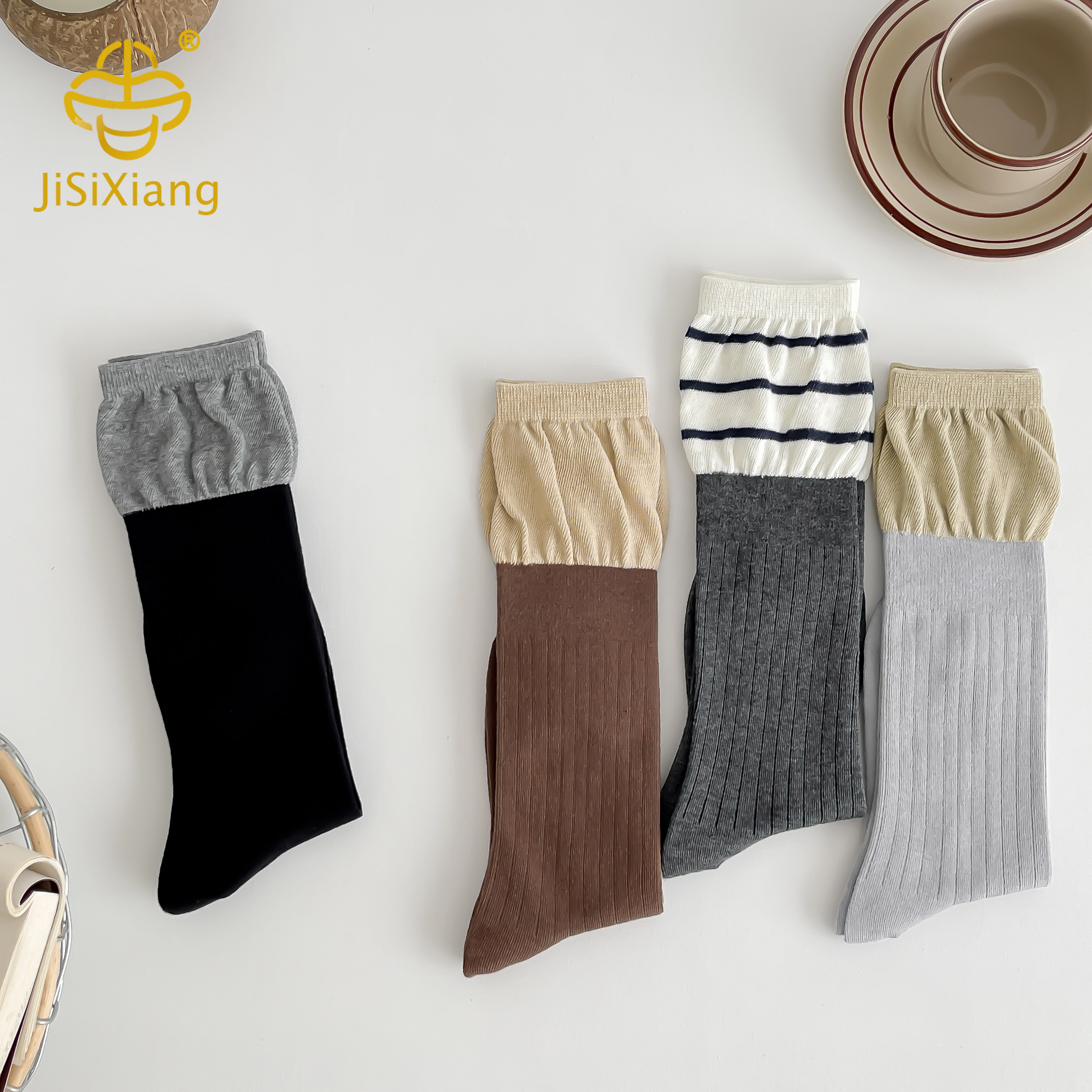 Korean version of the two-color pile of sock Korean version of the two-color pile of sock