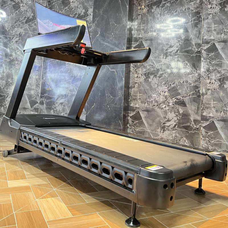 Heavy Duty Commercial Treadmill 7 (1) Heavy Duty Commercial Treadmill 7 (1)