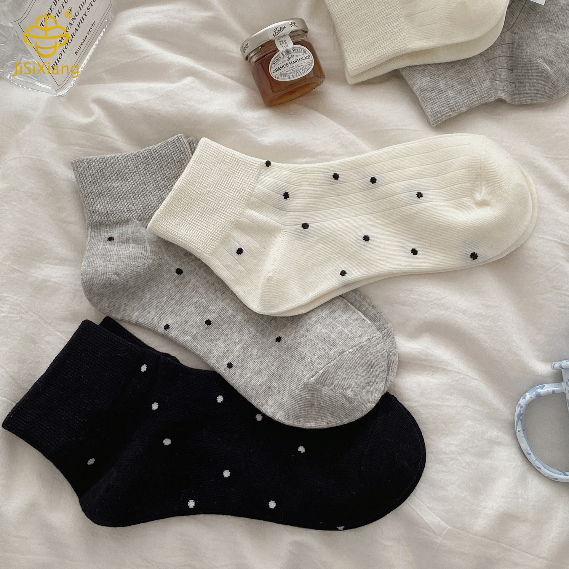 Korean version of polka dot tube socks ins Korean version of polka dot tube socks ins