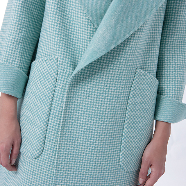 Cashmere overcoat upper body Cashmere overcoat upper body