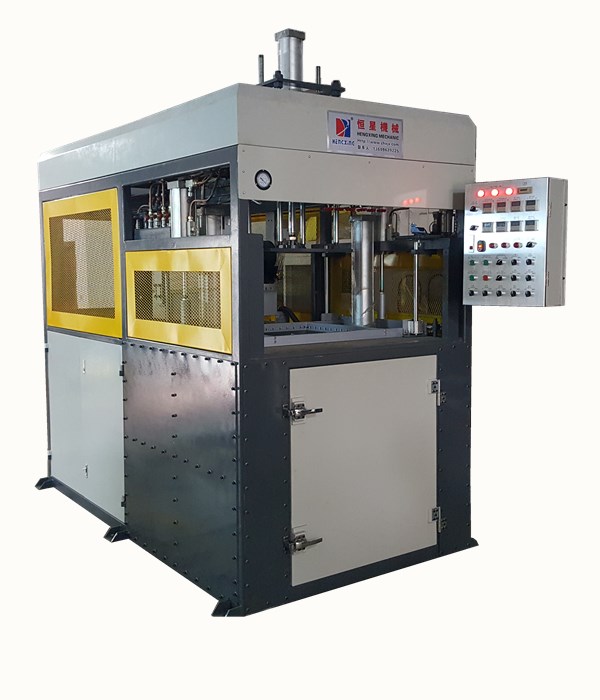 Vacuum Forming Machine