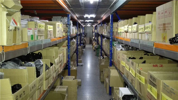 BYD  auto spare parts warehouse 