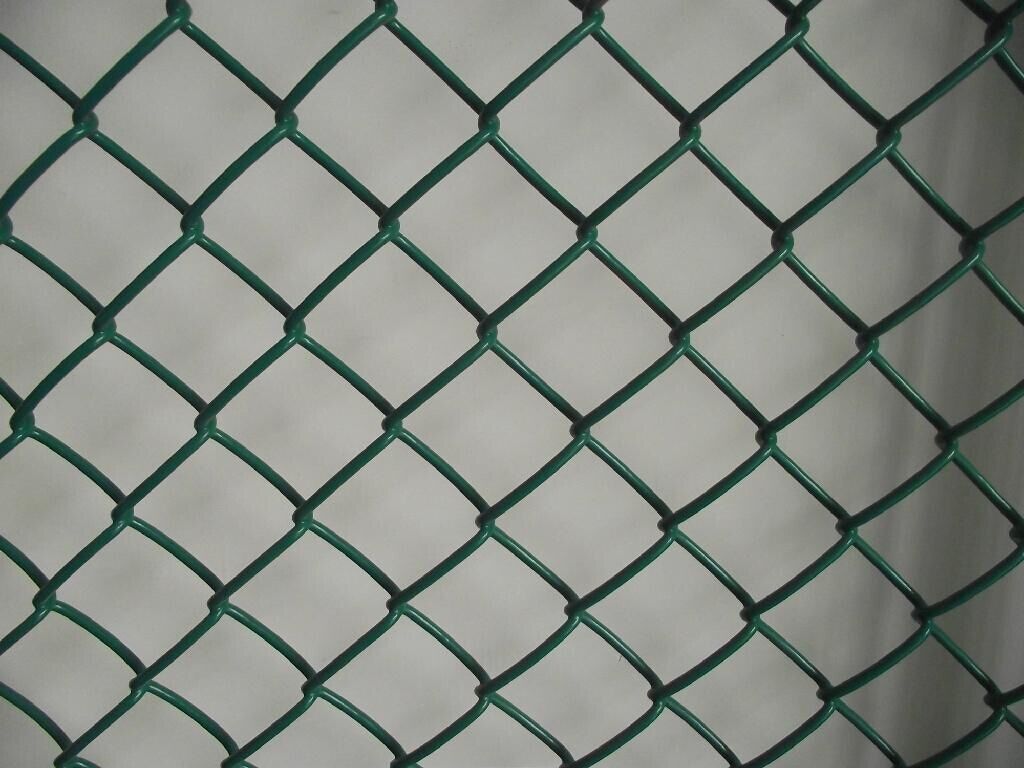 galvanized chain link fence