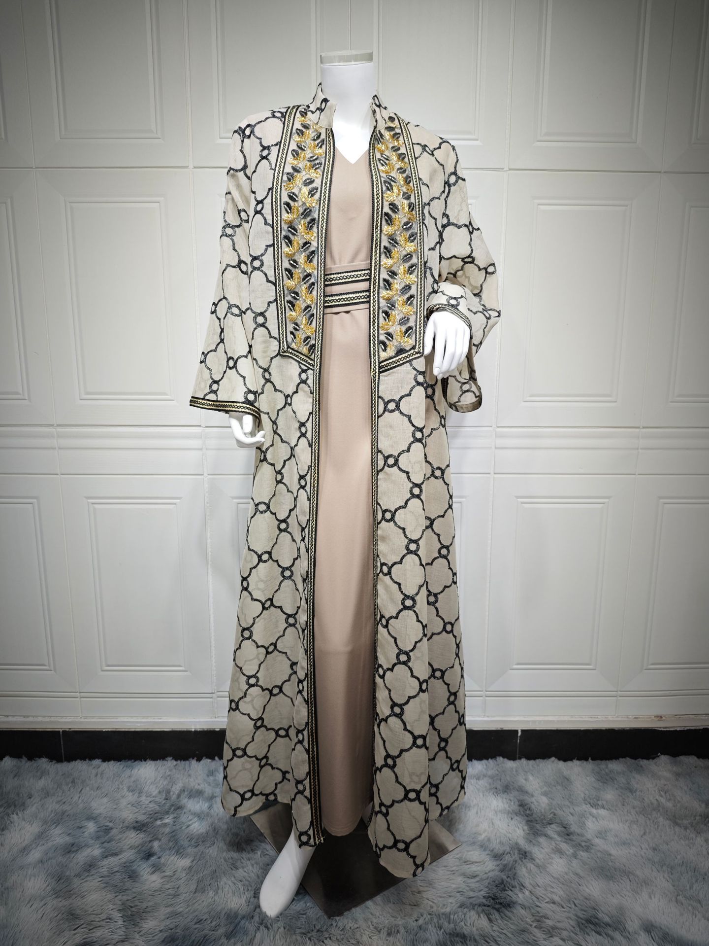 Luxury Abaya Set AB416 (6) Luxury Abaya Set AB416 (6)